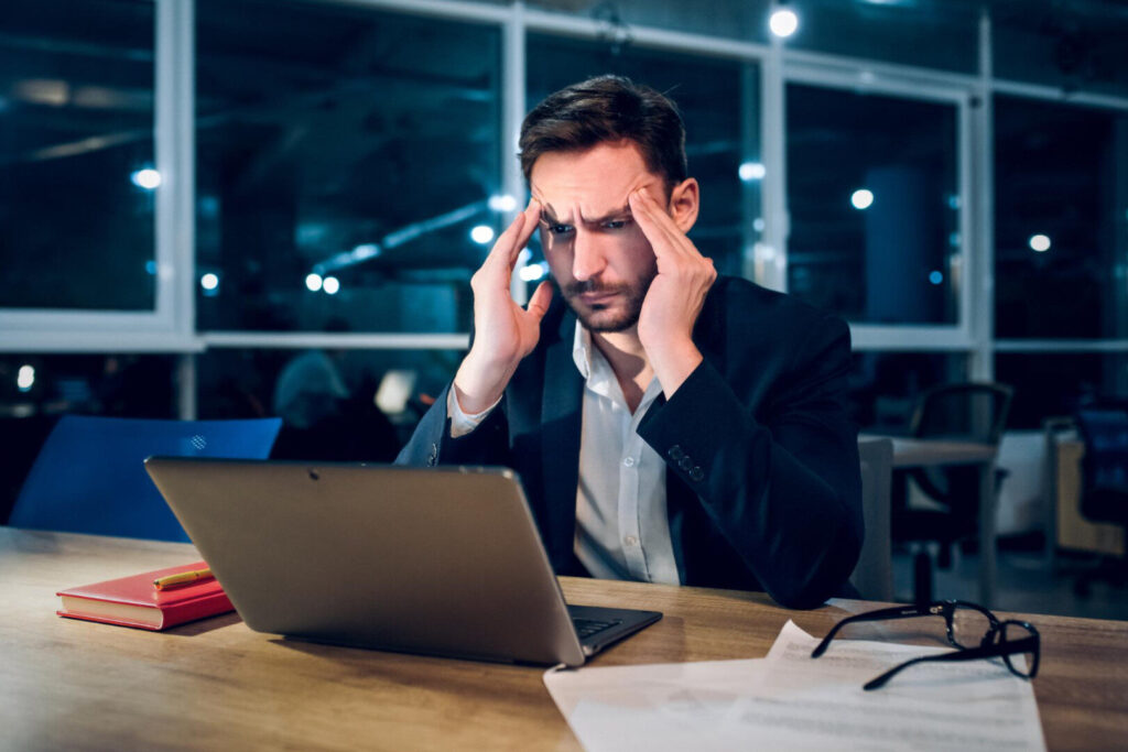 Erros que fazem sua empresa gastar mais com afastamentos e como evitá-los